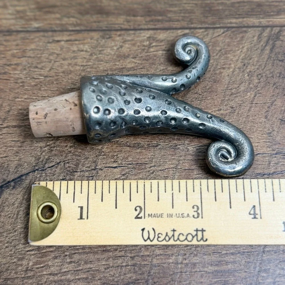 Pewter Wine Bottle Stopper Octopus Silver Tone Barware‎ 4 Inch